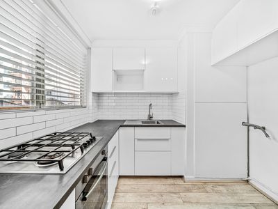 208 / 130 Mounts Bay Road, Perth