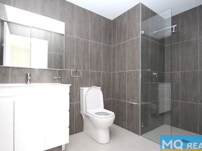 1006 / 93 Auburn Road, Auburn