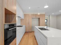 6 / 100 Nicholson St, Greenslopes