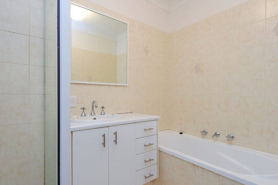 4 / 21 La Manche Avenue , Port Kennedy