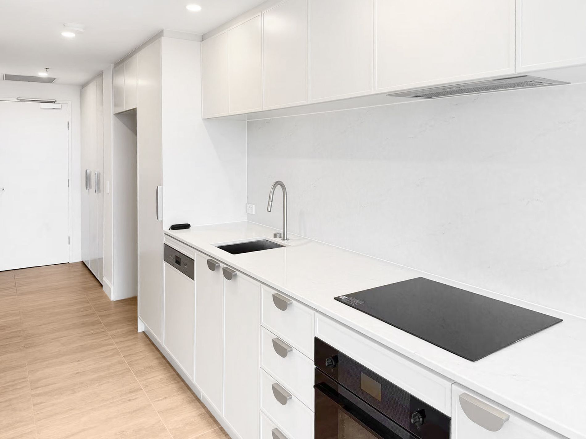 711 / 72 Allara Street, City