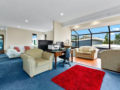 21A Peter Terrace, Castor Bay