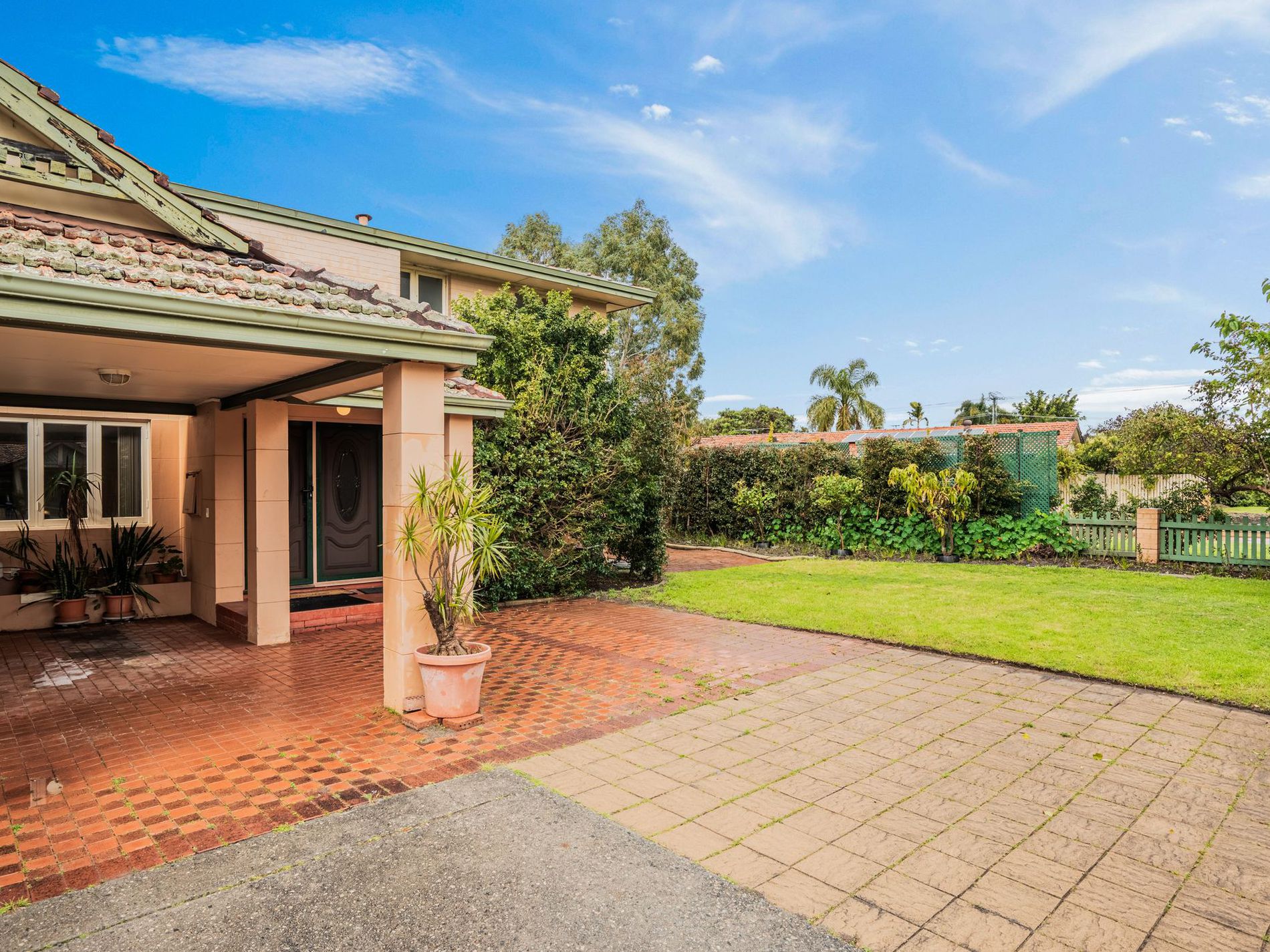 2 Bates Loop, Lockridge