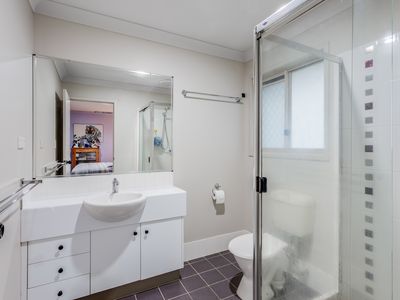 32 Lilly Crescent, Kallangur