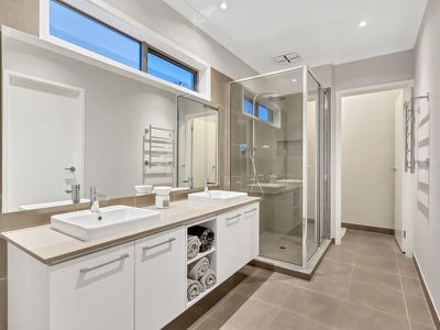 10 Haflinger Avenue, Clyde North