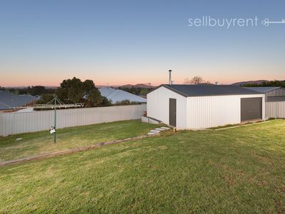 43 FIRESTONE WAY, Wodonga