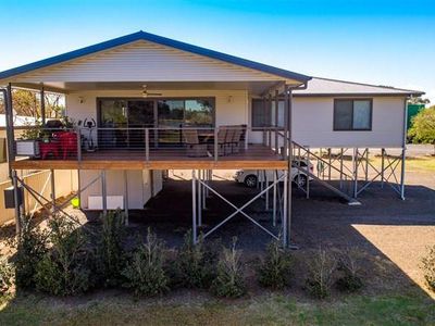 52 Hill Street, Forbes