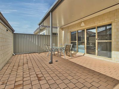 92 Bristlebird Approach , Baldivis