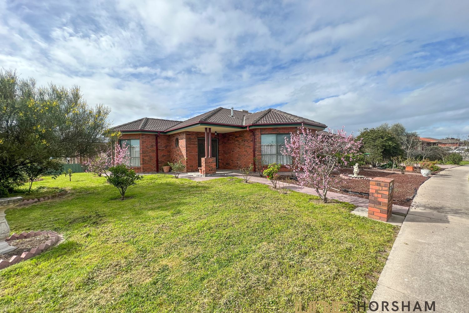 27 Citrus Avenue, Horsham