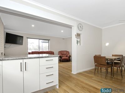 7 Clouston Court, Heathcote