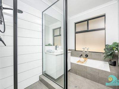 58 BRAZIER ROAD, Yanchep