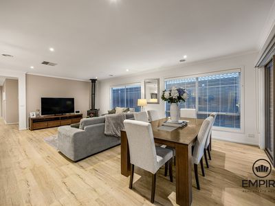 31 Kershope View, Clyde North