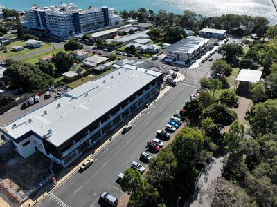 6 / 8-10 Pier Street, Urangan