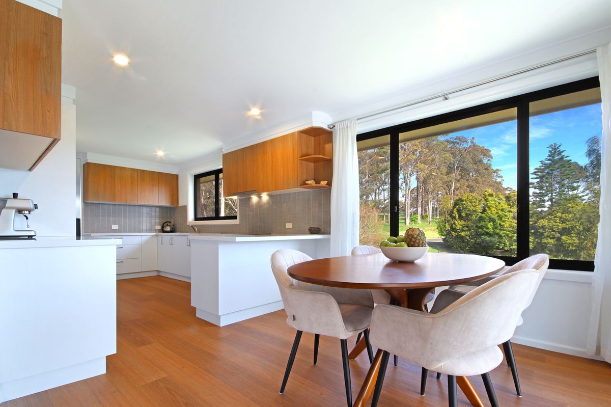 11 Old Highway, Narooma