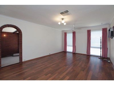 2 Lensham Place, Armadale