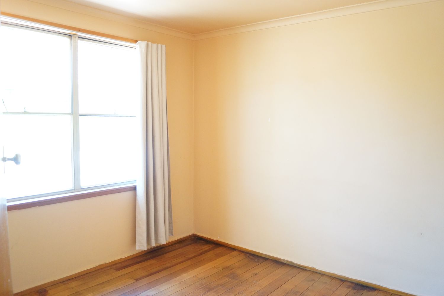 16 Watts Street, Horsham