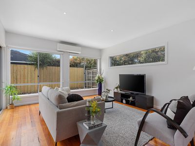 2 / 16 Xavier Court, Werribee