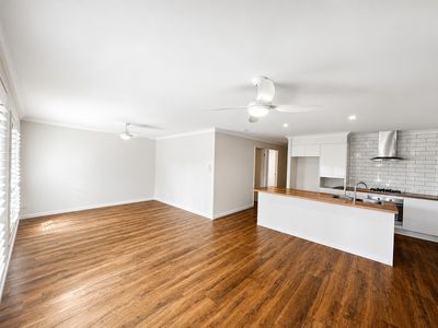30 Cocos Crescent, Forster