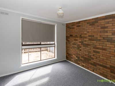 2 / 15 Schwarz Avenue, Horsham