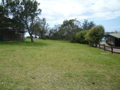 215 Mitchell Parade, Mollymook