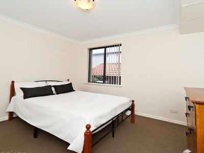 28 / 1 Carr Street, West Perth