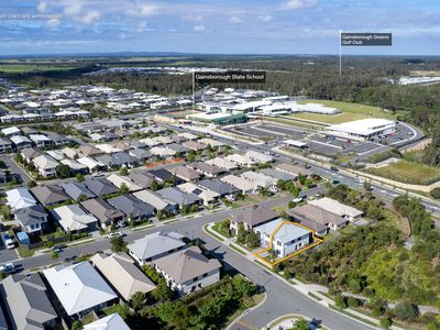 2 / 4 Angela Way, Pimpama