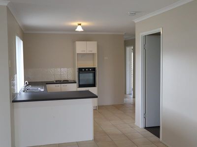 48 Bunker Avenue, Nanango