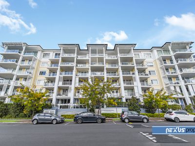 306 / 50 Peninsula Drive, Breakfast Point