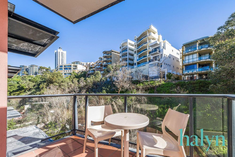 15 / 118 Mounts Bay Road, Perth