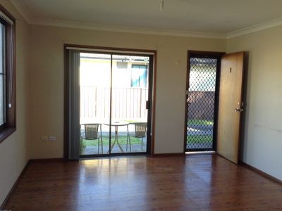 1 / 1 Gipps Crescent, Barrack Heights