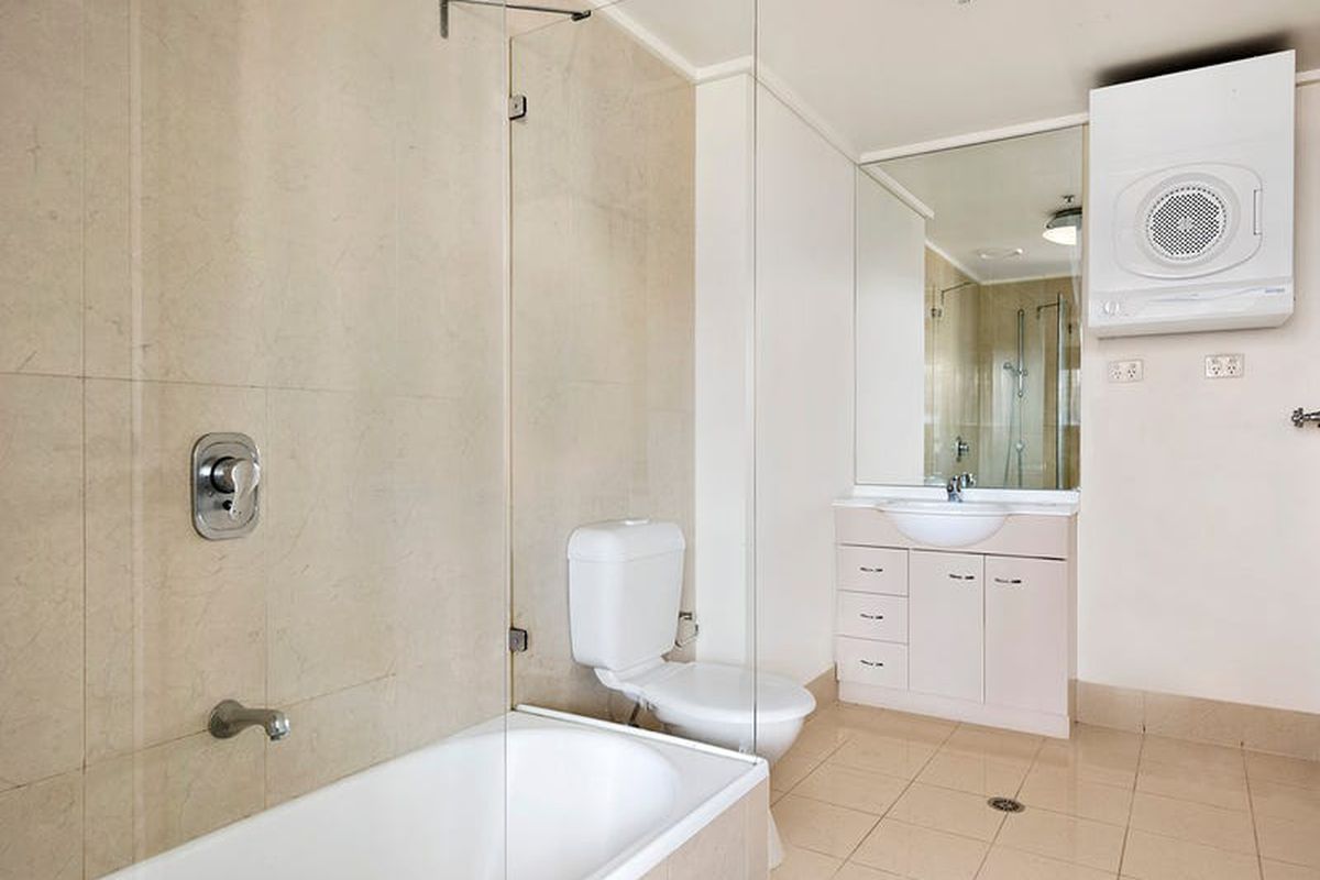 2509 / 668 Bourke Street, Melbourne