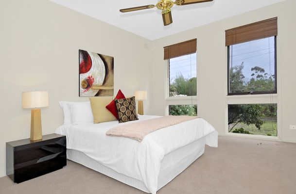 20 Woodstock Drive, Gladstone Park