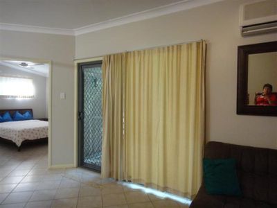 1 / 6 Howard, Cooktown