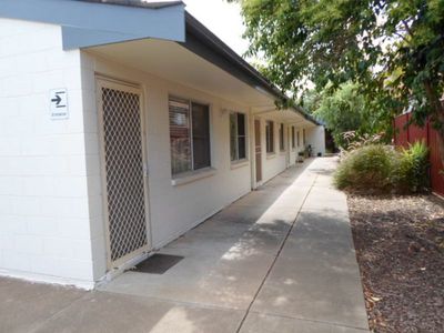 1 / 151 Bourke Street, Dubbo