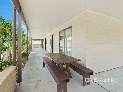 419 Princes Highway, Bomaderry