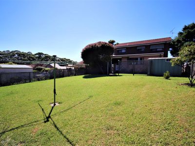 5 Hillside Crescent, Kianga