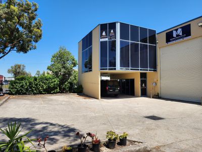 1 / 8 Broadhurst Road, Ingleburn