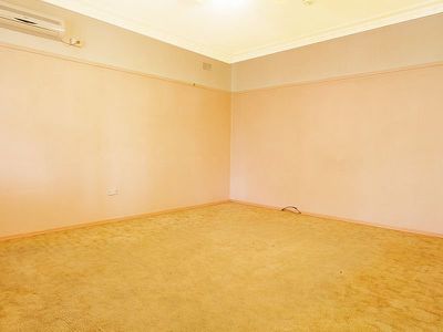 9 Gloucester Crescent, Dapto
