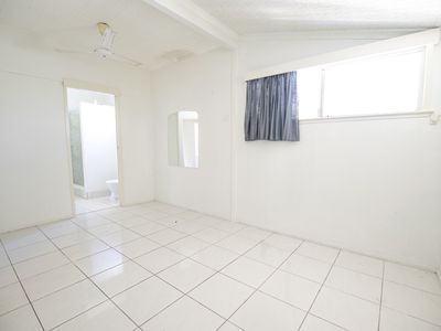 10 Evelyn Street, Lammermoor