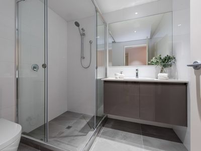 1/6 Nautilus Place, Scarborough