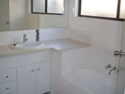 11 Wyanda Street, Warana