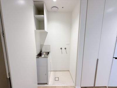 3510 / 18 Hoff Boulevard, Southbank