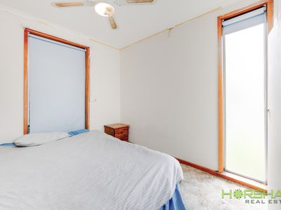 9 Felstead Avenue, Horsham