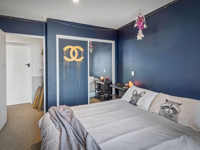 4 Runswick Lane, Huntsbury