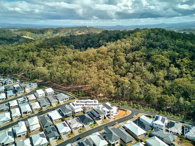 18 Houghton Street, Spring Mountain