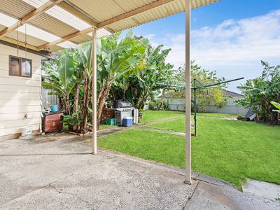 4 Fisher Street, Oak Flats