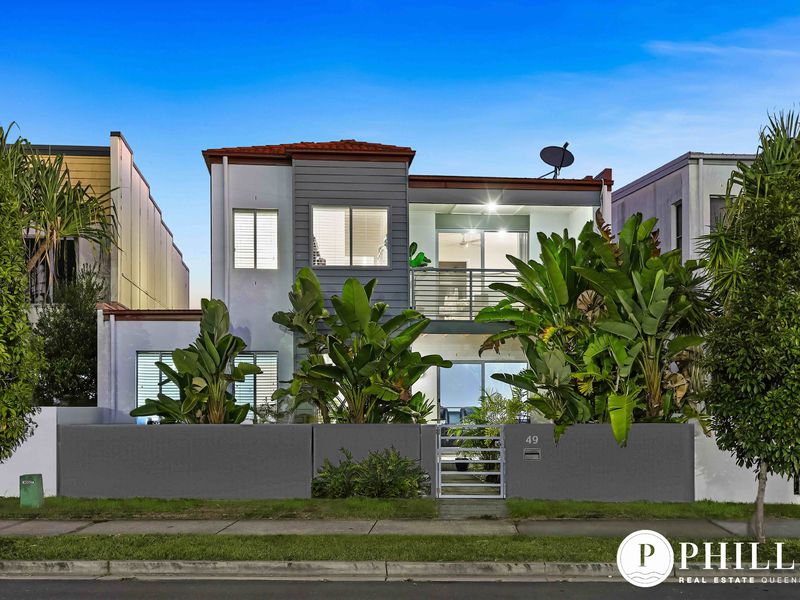 49 Sickle Avenue, Hope Island