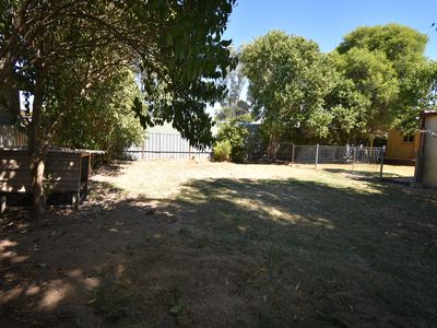 15 CALLANDER AVENUE, Wangaratta
