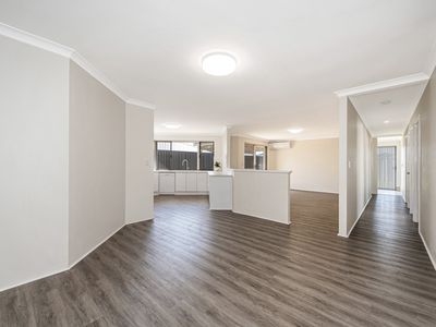 28 L'Esterel Way, Port Kennedy