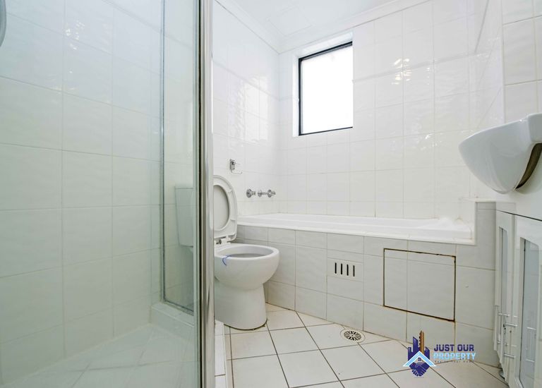 550 / 2 French Ave, Bankstown